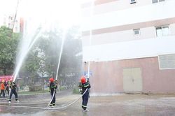 Diễn tập phòng cháy, chữa cháy ở chung cư