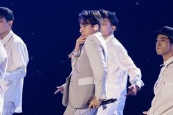 Sơn Tùng M-TP tại Chung kết Vietnam Idol: Khẳng định đẳng cấp nam ca sĩ hàng đầu