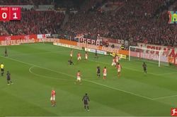 Mainz gặp Bayern, Kane ghi bàn, 'Hùm xám' vẫn xếp sau