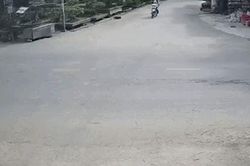 Băng qua ngã tư nhưng không quan sát, nam thanh niên nhận kết đắng
