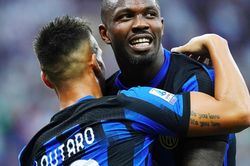Inter và Napoli đại thắng sân khách dưới đẳng cấp của các ngôi sao