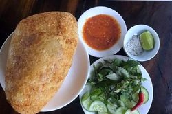 Xa xưa cơm cháy …