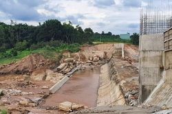 Chủ đầu tư dự án Thủy điện Ia Glae 2 nói gì về sự cố vỡ đập tràn?