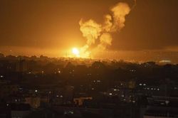 Israel tấn công 2 cánh quân Hezbollah ở Lebanon