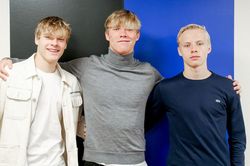 Rasmus Holjund có thể đối đầu 2 em ruột, tạo nên lịch sử ở Champions League