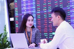 Băn khoăn hướng chảy dòng tiền