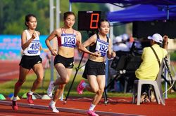 Nguyễn Thị Oanh vẫn không có đối thủ ở trong nước, trên đường hoàn tất cú poker ở giải điền kinh VĐQG