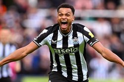 Newcastle vs Dortmund: Newcastle không ngừng mơ mộng