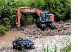 Tạm dừng hoạt động tại Làng Cù Lần - nơi có 4 du khách tử nạn