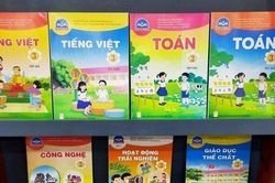 Trả lại quyền quyết định chọn sách giáo khoa cho giáo viên