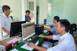 Đẩy mạnh thực hiện cải cách hành chính
