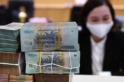 Đề xuất đưa ngân hàng vào nhóm hàng hóa, dịch vụ được giảm 2% thuế VAT