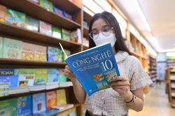 Dự thảo Thông tư lựa chọn sách giáo khoa có còn nhiều ý nghĩa?