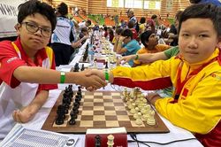 Kỳ thủ trẻ Việt Nam xuất sắc vô địch giải cờ vua thế giới 2023