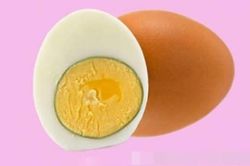 Tại sao lòng đỏ trứng chuyển sang màu xanh khi nấu chín? Đếm ngược 10 kiến thức tuyệt vời mà nhiều người chưa biết