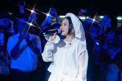 Phương Mỹ Chi hát nhạc phim Đất rừng phương Nam, phản ứng khán giả gây bất ngờ