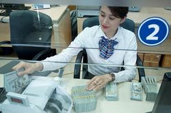 Tỷ giá hôm nay (26/10): Đồng USD trong nước giảm, thế giới tăng
