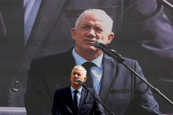 Quan chức Israel nói cần nhiều năm để tái thiết đất nước