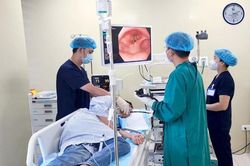 Phát hiện chồng mang vi khuẩn tiền ung thư, vợ đòi ly hôn ngay