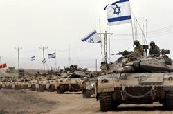 Xe tăng Israel bắt đầu tấn công Dải Gaza