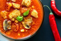 9 món ăn khoái khẩu khiến bạn già đi trông thấy