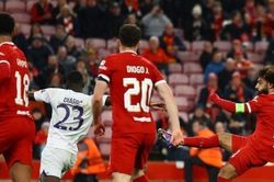 Europa League: Hình ảnh các cầu thủ thay nhau lập công, giúp Liverpool thắng đậm 5-1 trước Toulouse