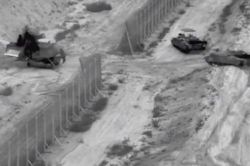 Israel bắt đầu đưa quân vào bắn phá Gaza, chiến sự có nguy cơ lan rộng