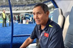 HLV Mai Đức Chung bất ngờ chỉ trích trọng tài, tiếc nuối vì trận thua của tuyển nữ Việt Nam