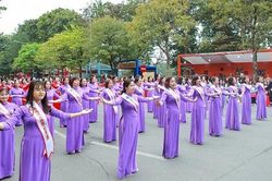 600 phụ nữ Thủ đô sẽ đồng diễn áo dài trên phố đi bộ Hồ Hoàn Kiếm