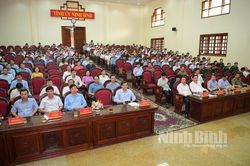 Thông báo nhanh kết quả Hội nghị lần thứ 8 Ban Chấp hành Trung ương Đảng khóa XIII cho cán bộ chủ chốt của tỉnh