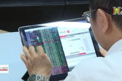 Thị trường chứng khoán hôm nay 27/10 - VN index đảo chiều