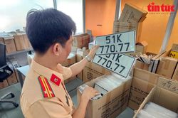Người dân tạm trú có thể đăng ký xe cơ giới lần đầu tại TP Hồ Chí Minh