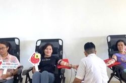 Gần 200 người đăng ký tham gia hiến máu tình nguyện