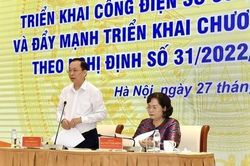 Tăng trưởng tín dụng toàn hệ thống thấp, một số ngân hàng vẫn xin cấp thêm room