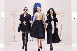 Dàn Diva kỳ cựu chiếm sóng 'Chị đẹp đạp gió rẽ sóng' tập 1