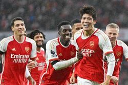 Kết quả bóng đá vòng 10 Ngoại hạng Anh mới nhất: MU thua trắng Man City