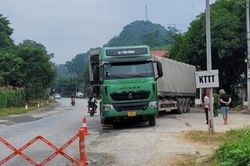 Tài xế xe container vi phạm nồng độ cồn gấp 2,5 lần 'kịch khung', chống đối CSGT