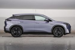 SUV chạy điện lớn hơn VinFast VF 8, công suất 480 mã lực, phạm vi hoạt động 1.008 km/lần sạc, giá từ 932 triệu đồng