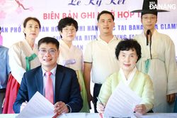 Tái hiện lễ cưới truyền thống của Hàn Quốc