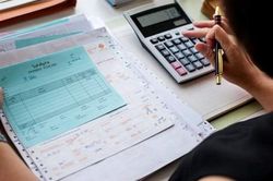Đăng ký giảm trừ gia cảnh cho cháu nội, cháu ngoại được không?