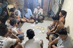 Vĩnh Long: Bắt quả tang 10 đối tượng tụ tập đánh bạc