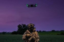 UAV Ukraine bắn nổ hàng loạt khí tài của Nga