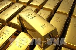 Giá vàng neo trên ngưỡng 2.000 USD/ounce