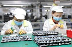 Doanh thu công nghiệp ICT 10 tháng đạt 113,8 tỷ USD, chỉ tăng 1% so cùng kỳ