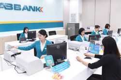 Lợi nhuận quý III của ABBank giảm gần 66% so với cùng kỳ, tỷ lệ nợ xấu vẫn trên 3%