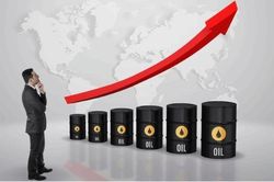 Ngân hàng Thế giới cảnh báo giá dầu có thể tăng lên 157 USD/thùng do xung đột Trung Đông