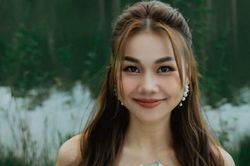 Siêu mẫu Thanh Hằng 'xả' ảnh cưới đẹp như mơ