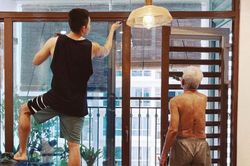 Jun Phạm chia sẻ khoảnh khắc và món quà được bố tự tay thực hiện gây xúc động