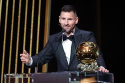 Messi: Haaland, Mbappe sẽ giành Quả bóng vàng