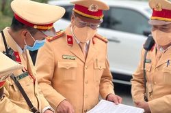 Năm 2023 mức phí bảo hiểm xe máy, ô tô thay đổi như thế nào?